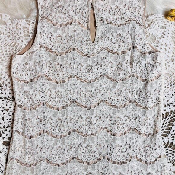 Rose & Olive Lace Lined Boho Shirt - Picture 6 of 6